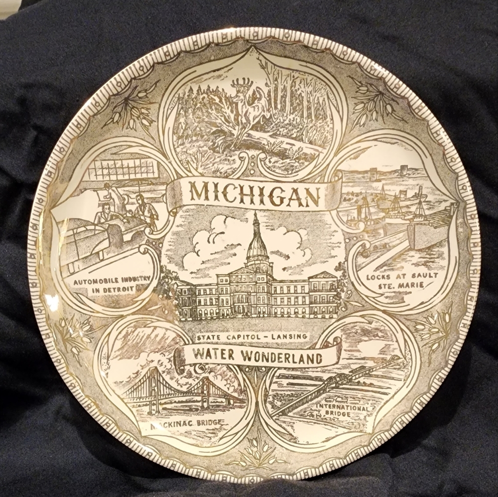 Souvenir plate vintage Michigan